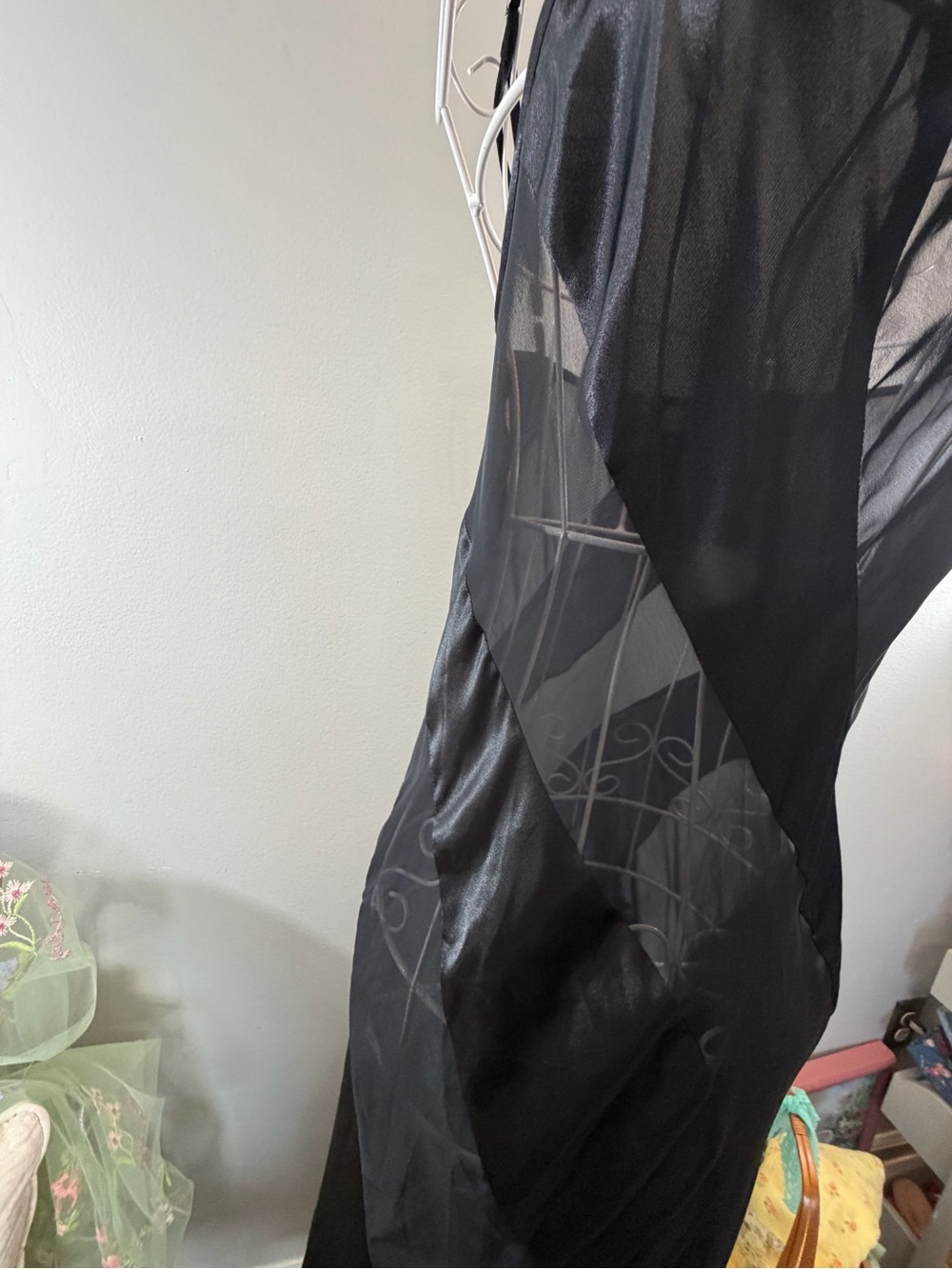 Frederick's of Hollywood Black Sheer-Panel Midi Slip Dress Size S Whimsigoth - Picture 4 of 10
